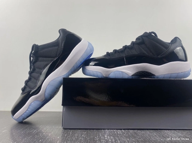 1st Kicks Low Jam Space FV5104-004 Air 11 Jordan 0725
